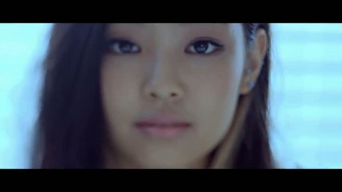  "That XX" par G-Dragon musique video screencap