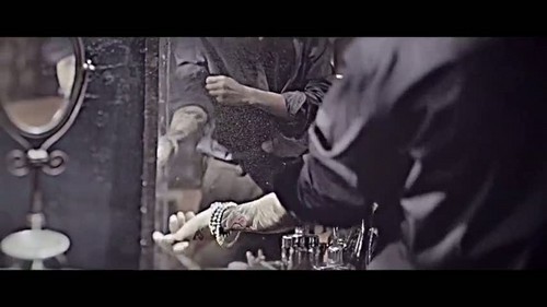  "That XX" sejak G-Dragon Muzik video screencap