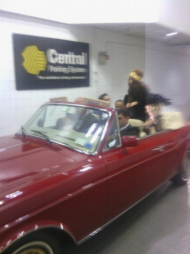  Gaga on her way to Guggenheim Museum