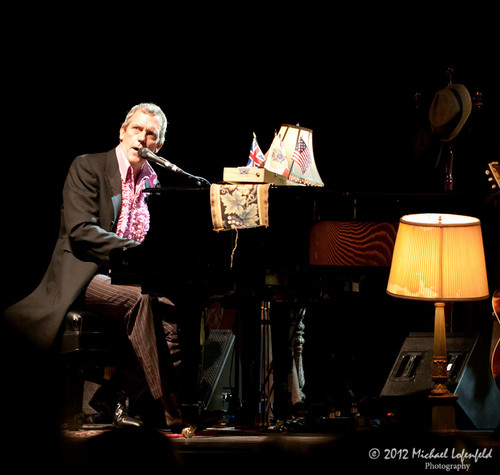  Hugh Laurie in Count Basie Theatre Red Bank-Nova Jersey 07.09.2012