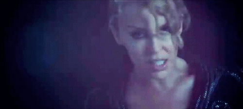  Kylie Minogue in ‘Get Outta My Way’ 音乐 video