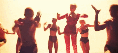  Kylie Minogue in ‘Get Outta My Way’ Musica video