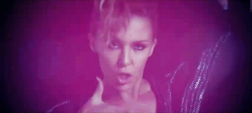  Kylie Minogue in ‘Get Outta My Way’ muziki video