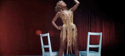  Kylie Minogue in ‘Get Outta My Way’ musik video
