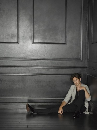  Season 2 - Cast - Promotional 사진 - Connor Paolo