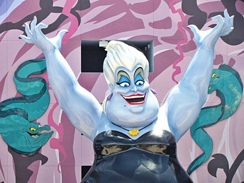  Disney's Art of 动画片 Resort - Flotsam, Ursula & Jetsam