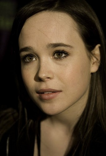 Ellen Page images Ellen Page wallpaper and background photos (32261303)