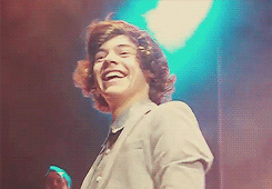  Harry laughing GIFS