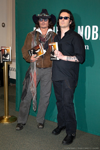  Johnny @ B&N book signing, Sept 21 2012
