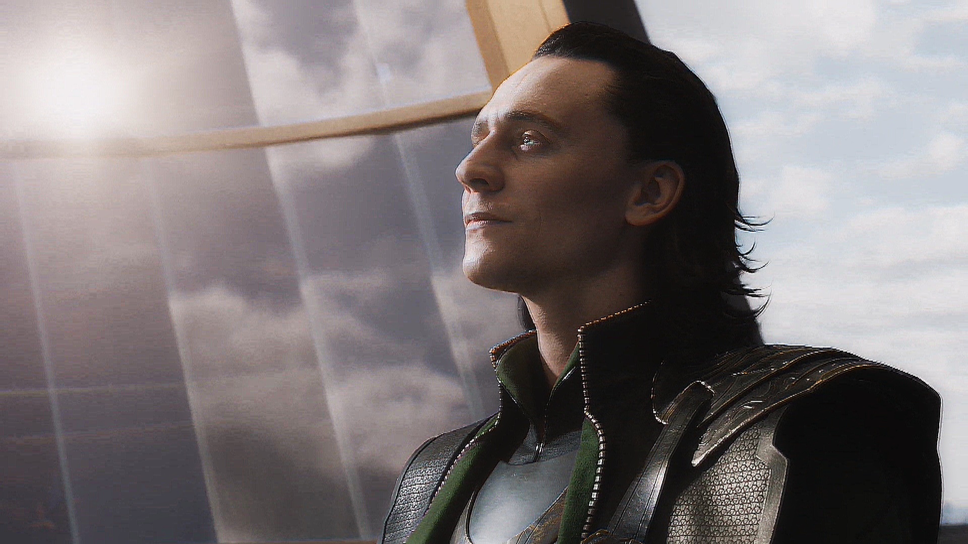 Loki - Loki (Thor 2011) Photo (32264765) - Fanpop Tom Hiddleston Loki Avengers Wallpaper
