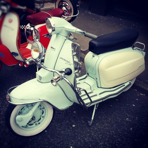  Mod scooters