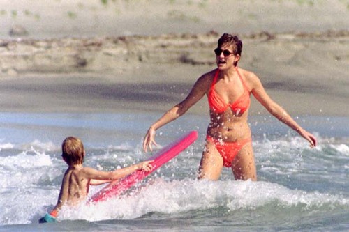  Princess Diana in bikini