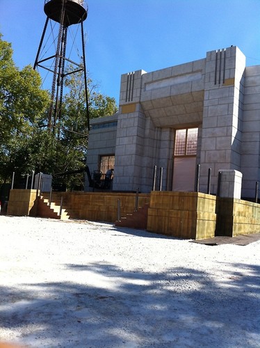  Reaping stage set being built for Hunger Games/Catching api, kebakaran