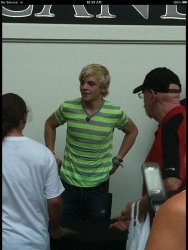  Ross at Westfield South 支撑, 海岸 mall