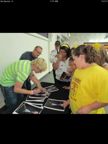  Ross at Westfield South costa mall