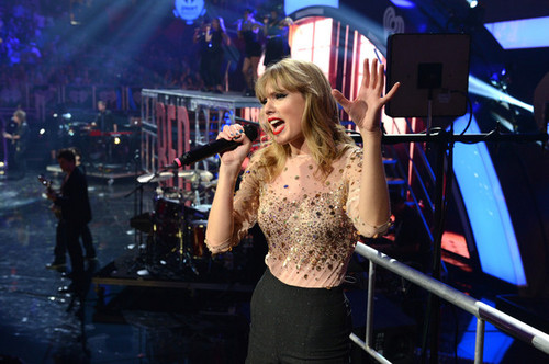  Taylor schnell, swift at the 2012 iHeartRadio Musik Festival - Tag 2 - Zeigen