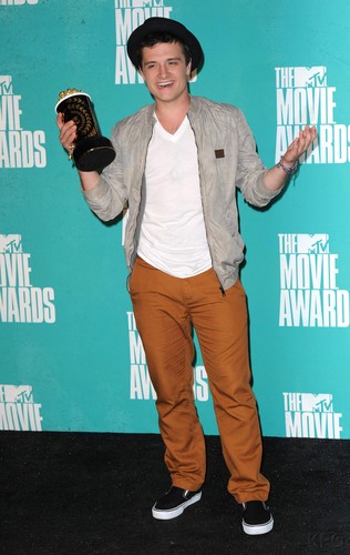  MTV Movie Awards - Press Room