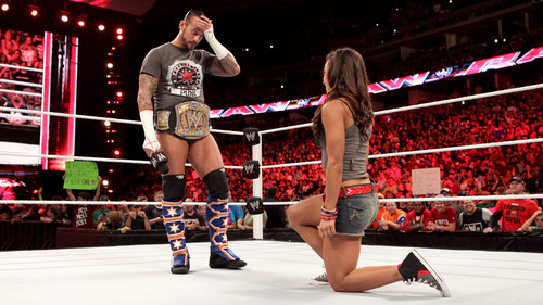  10 Sordid WWE pag-ibig Triangles: AJ Lee,CM Punk,and Daniel Bryan