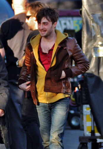  Daniel Radcliffe on “Horns” Set-02/10/2012