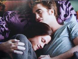  Edward and Bella in Cinta