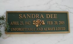 Gravesite of Sandra Dee