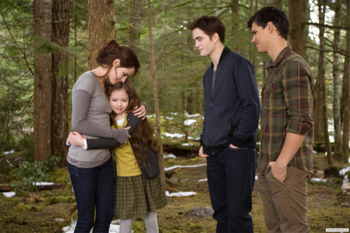  HQ stills of Kristen as Bella Cullen {"Breaking Dawn - Part 2"}.