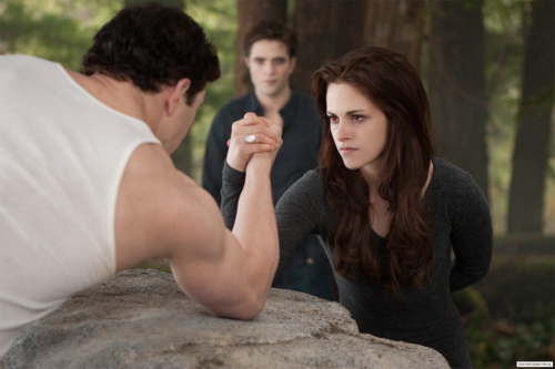  HQ stills of Kristen as Bella Cullen {"Breaking Dawn - Part 2"}.