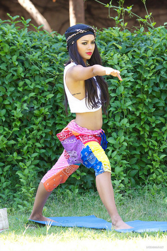  Kat Graham doing yoga in the park in Hollywood