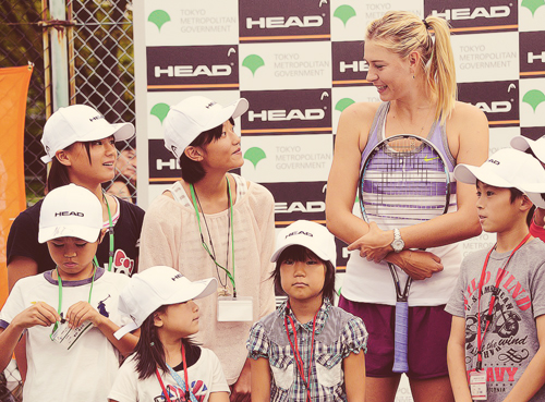  Maria with kids
