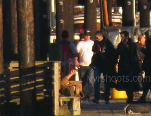  New Set Picture: Colin O'donoghue (Capt.Hook) and His Ship