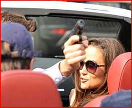  Pippa Middleton Caught in Gun 스캔들 in Paris