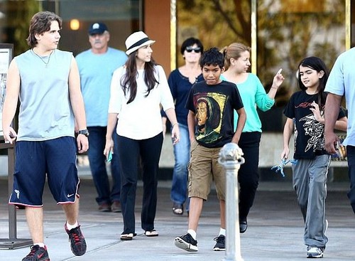  Prince Jackson, Royal Jackson and Blanket Jackson out in Calabasas ♥♥ NEW October 1st 2012