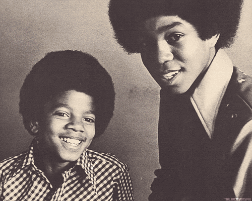 Young Michael Jackson and his brother Jermaine Jackson ♥♥