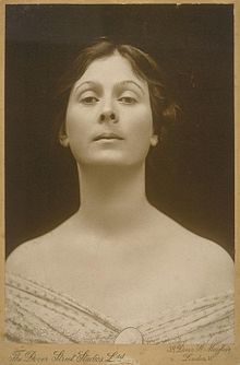  Angela Isadora Duncan (May 27, 1877 – September 14, 1927