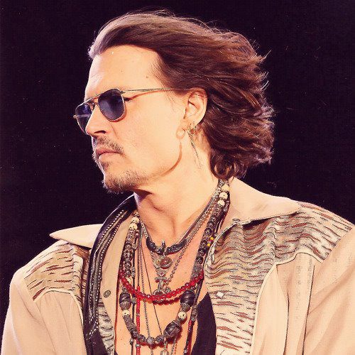  Johnny with long hair♥♥♥
