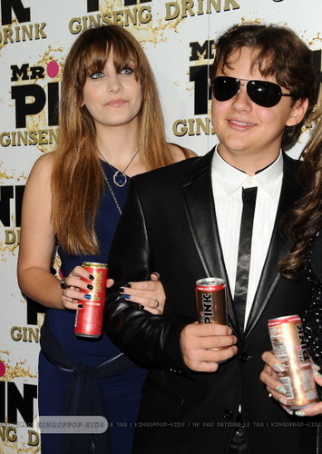  Paris Jackson and her brother Prince Jackson Blanket Jackson at Mr 粉, 粉色 Drink Launch Party ♥♥