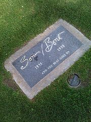  The Gravesite Of Sonny Bono