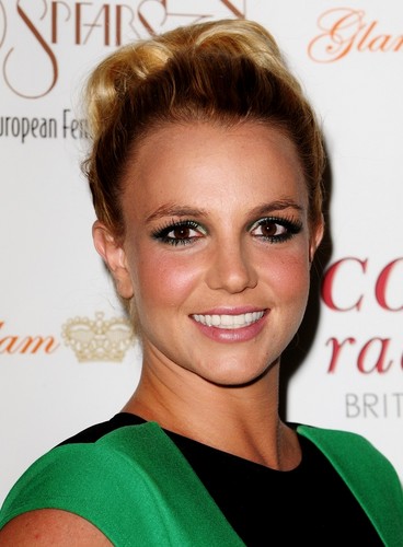  Britney Spears in the United Kingdom