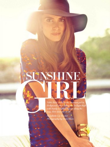 New "Glow" magazine outtakes and scans - October 2012 .