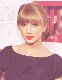 Taylor Swift <3 <3 <3