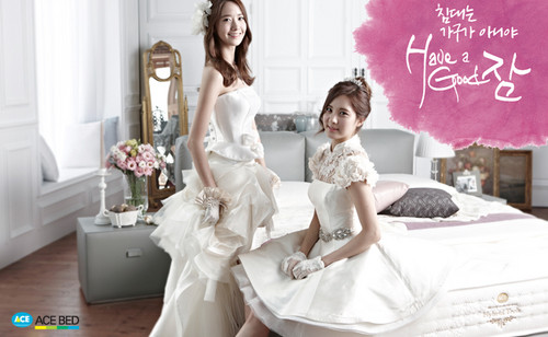  Girls' Generation for Ace bed