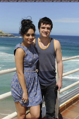 Josh and Vanessa//Bondi Beach