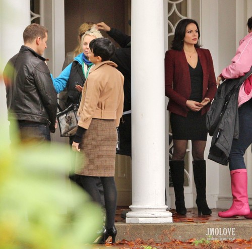 Once Upon A Time - Season 2 - October 30th, 2012 set photos 