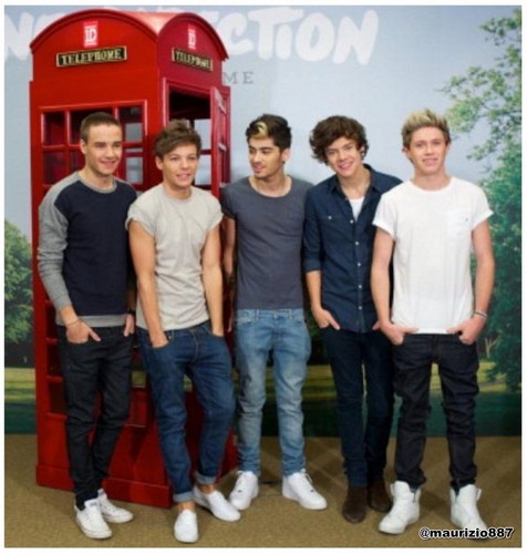  One Direction 'Take Me Home' 2012.