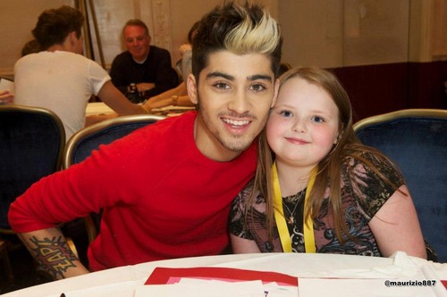  One Direction at Rays of Sunshine