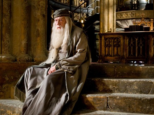  Albus Dumbledore kertas dinding