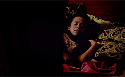  Arwen in ベッド [6]