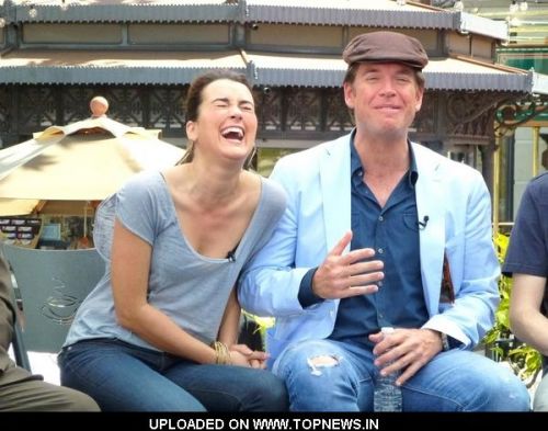  Cote de Pablo and Michael Weatherly at "Extra" Interview with the Cast of "NCIS