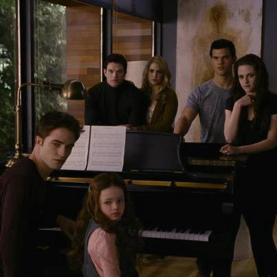  Cullens Breaking Dawn Part2
