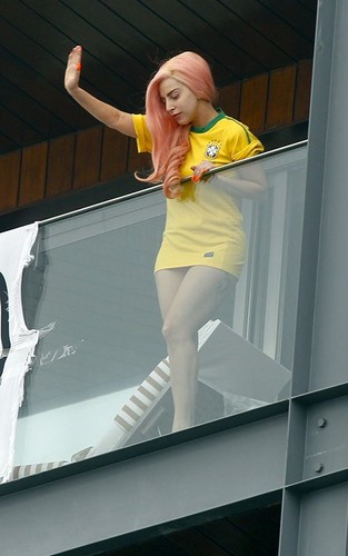  Gaga at her hotel in Rio